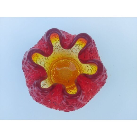 L E Smith Glass Amberina Daisy & Button Crimped Rose Bowl Vase - Picture 5 of 6